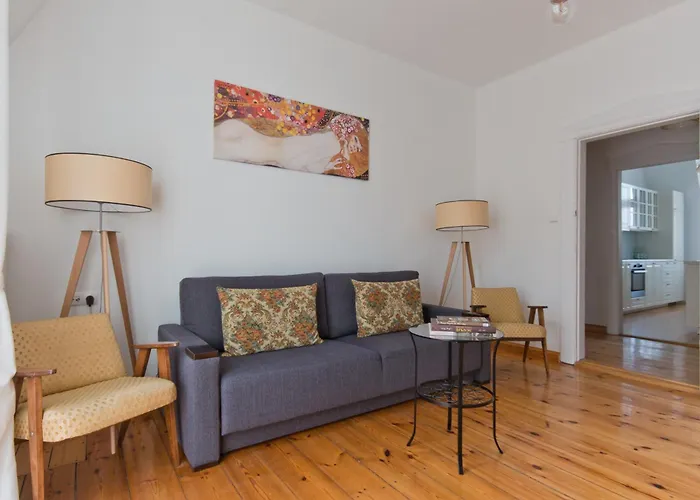 Imperial - Moderna 公寓 *